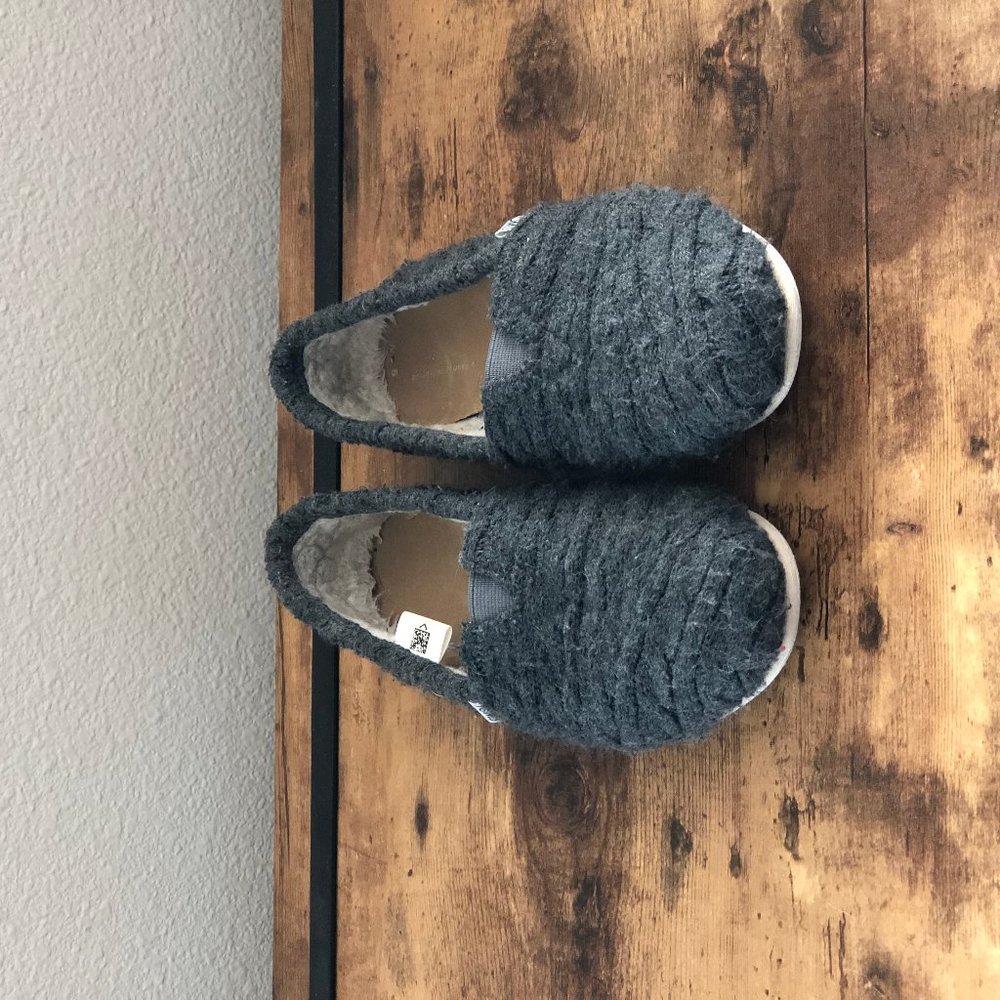 Toms